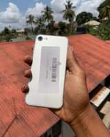 A picture of IPHONE 7G