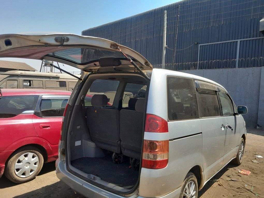 used toyota noah