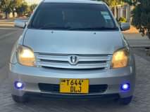 A picture of TOYOTA IST YEAR 2005 PRICE 9 8M CALL 0621007902