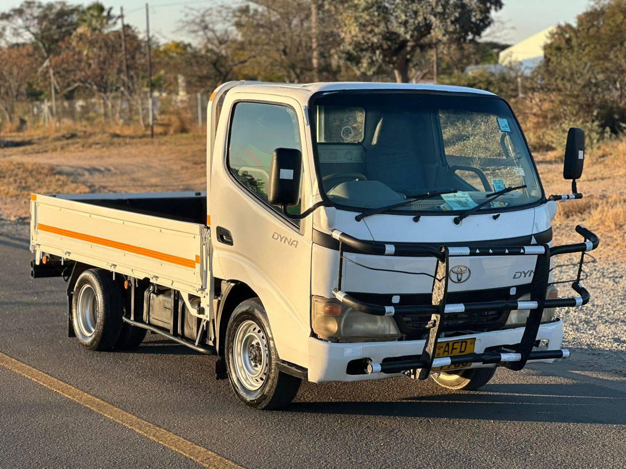 toyota dyna