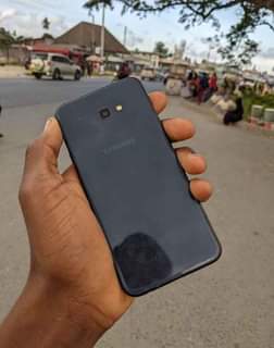 samsung j4