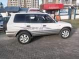 A picture of TOYOTA RAV4 OLD