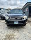A picture of 2010 TOYOTA HIGHLANDER TOKS STANDARD Clean inside and out We