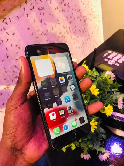 A picture of IPHONE