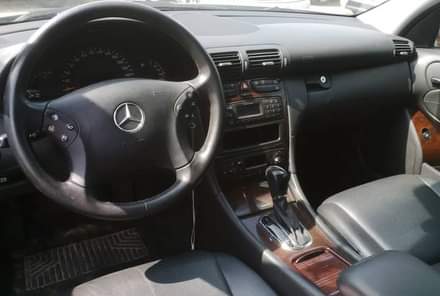 A picture of URGENT SERIOUS BUYERS ONLY Foreign used BENZ C CLAS Year