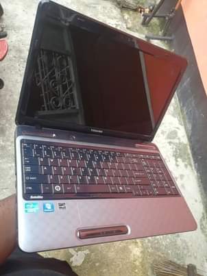 A picture of Toshiba core i5