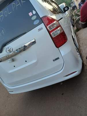 A picture of Toyota Noah on Sale or whatsapp 0751559193 Very Excellent condition