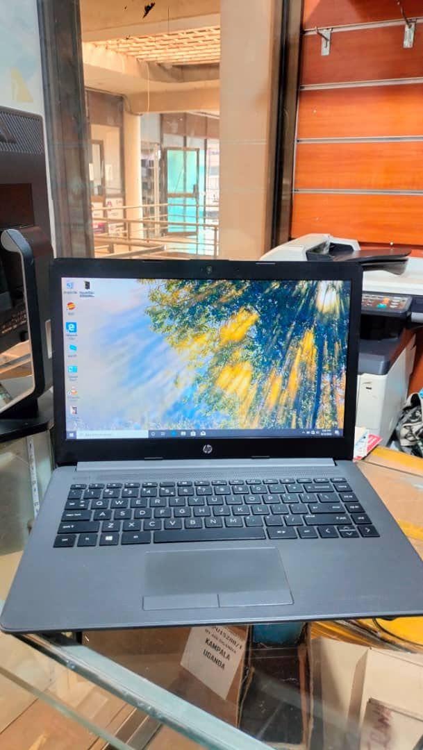 A picture of HP With 4G RAM and 128gb SSD