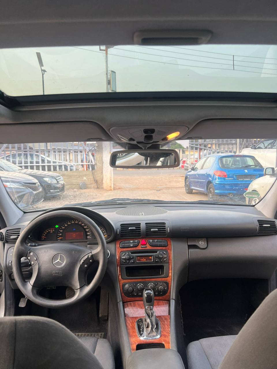 A picture of 2006 Mercedes Benz c class