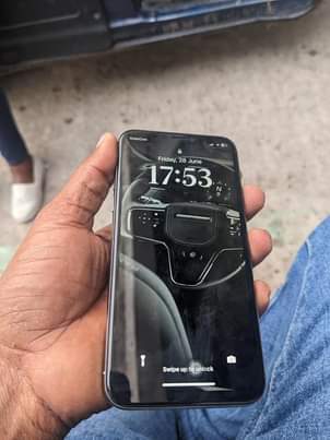 A picture of Iphone X