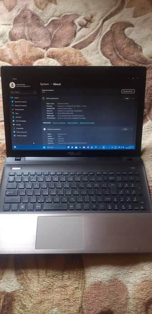 A picture of Asus i5