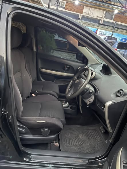 A picture of TOYOTA IST