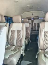 A picture of Toyota hiace qwantam 2TR ENGINE