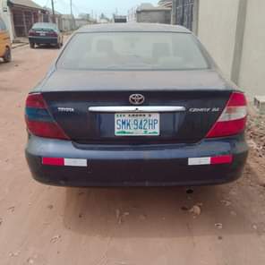 A picture of Toyota Camry XLE 2004 model full option 2021 Entry Toks