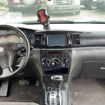 A picture of TOYOTA COROLLA