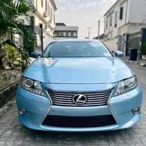 A picture of FOREIGN USED 2013 LEXUS ES350 FULL OPTION Mouse Control Thumbstart