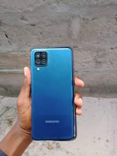 A picture of Samsung A12 ram4 gb 64