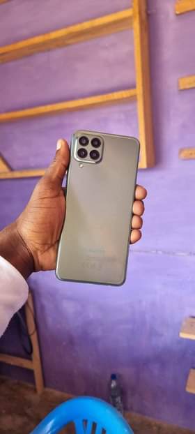 A picture of Samsung M33