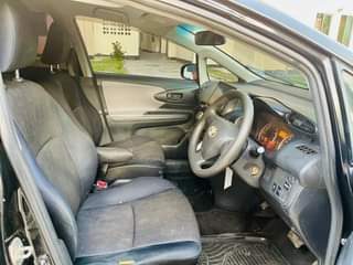 A picture of TOYOTA WISH NEW MODEL