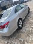 A picture of Lexus es350 2010 model first body pan with good engine