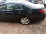 A picture of Neatly used Toyota Avalon with good Untempered engine and gear
