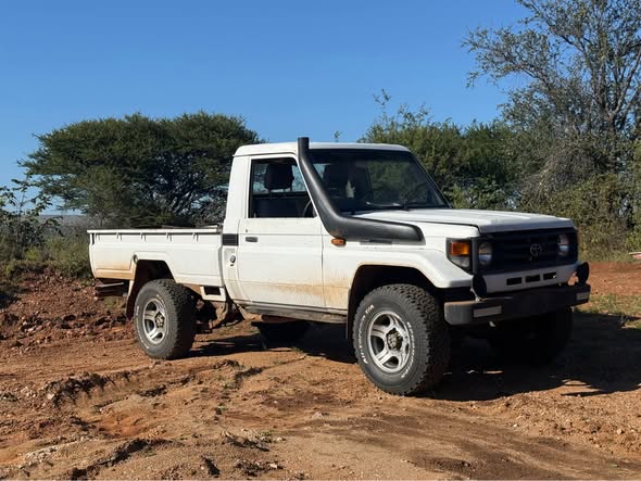toyota land cruiser