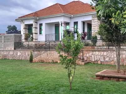 A picture of COUNTRY HOME FOR SALE IN NAKAWUKA