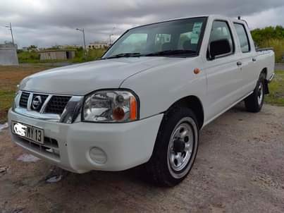 nissan navara