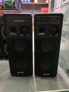 A picture of PROFESSIONAL SOUND SPEAKER SYSTTEM