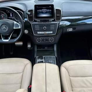 A picture of 2016 17 Mercedes Benz GLE450 08063845755