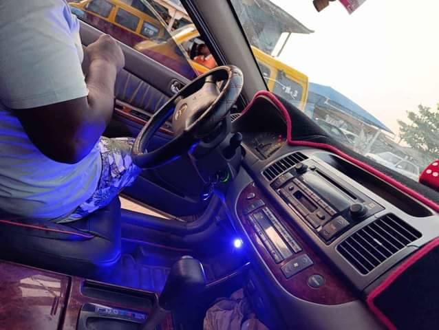 A picture of Camry 2 4