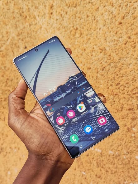 A picture of Samsung Note 20 5G