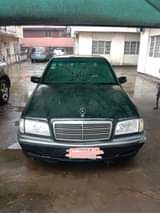 A picture of Mercedes Benz C300