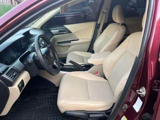 A picture of 2015 accord updated to 17