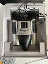 A picture of BINOCULARS WITH INTERGRATED DIGITAL CAMERA