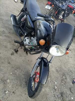 A picture of BOXER BM150 BEI 880000
