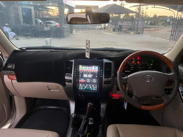 A picture of Prado TX120