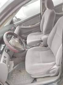 A picture of clean Toyota Corolla 04 model engine gear is Excellent Ac