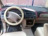 A picture of 2003 Toyota Sienna