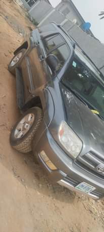 A picture of TOYOTA 4RUNNER 2007 MODEL
