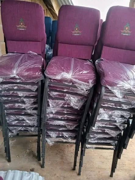 A picture of Chairs