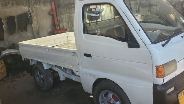 A picture of Suzuki carry