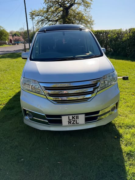 nissan serena