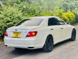 A picture of Toyota Mark X