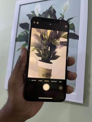 A picture of iphone 11 promax 64GB