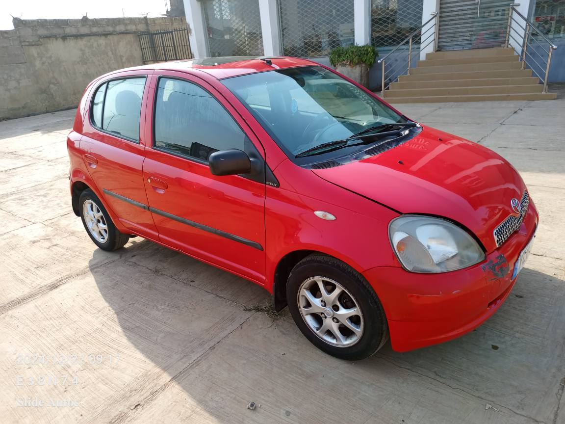 A picture of Clean Toyota Yaris