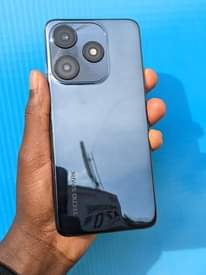 A picture of TECNO SPARK 10 200K WITH FAULTY BACK CAMERA