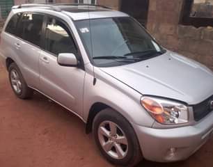A picture of 1 year used tokunbo Standard Toyota RAV4 Automatic is going