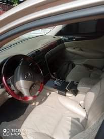 A picture of Lexus es330