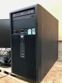 A picture of full computer full HP